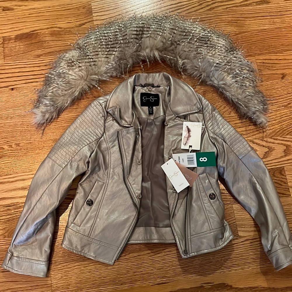NWT Jessica Simpson faux leather jacket size 8 has removal faux fur trim